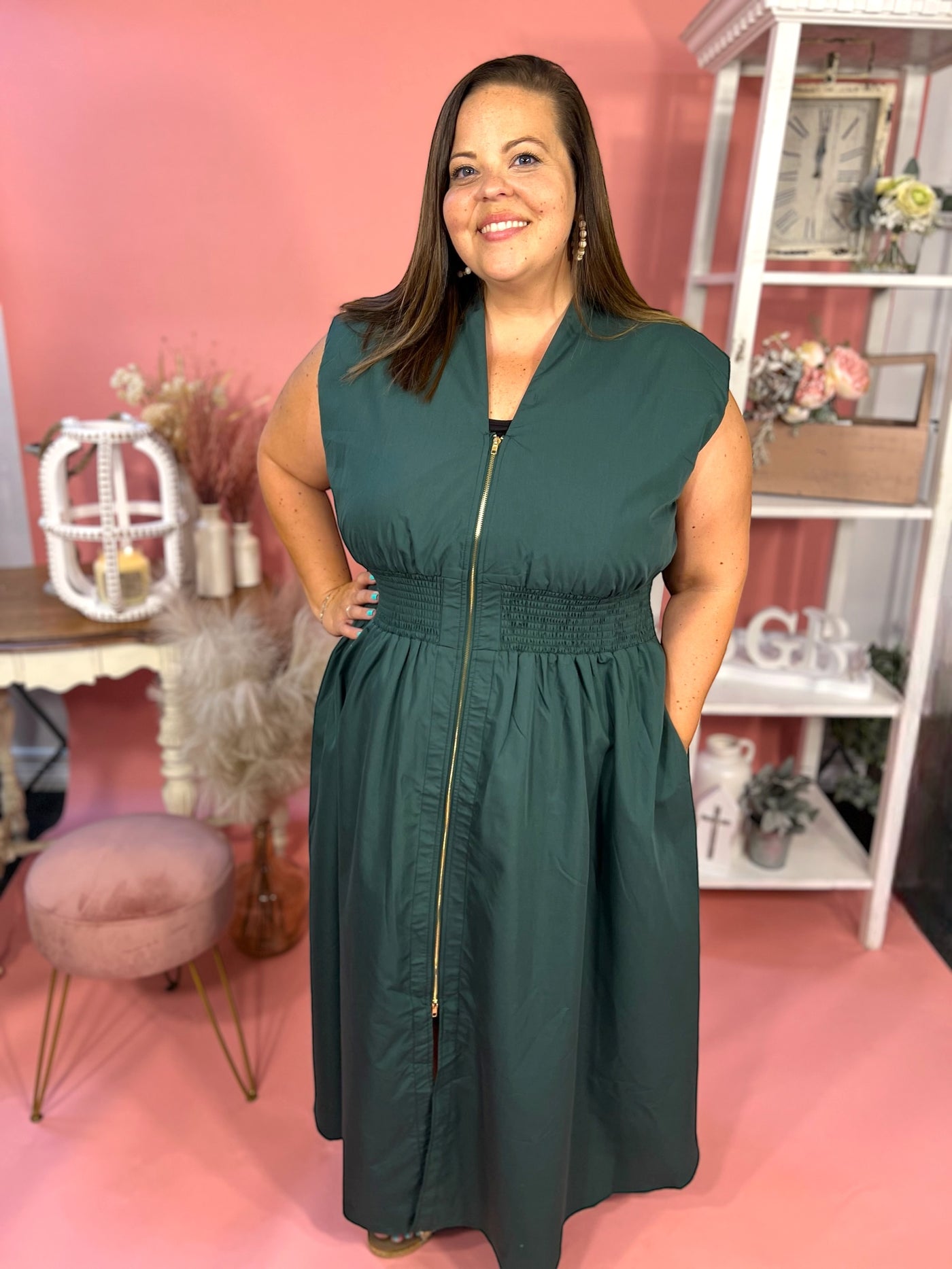 Morgan Dress - Green Curvy